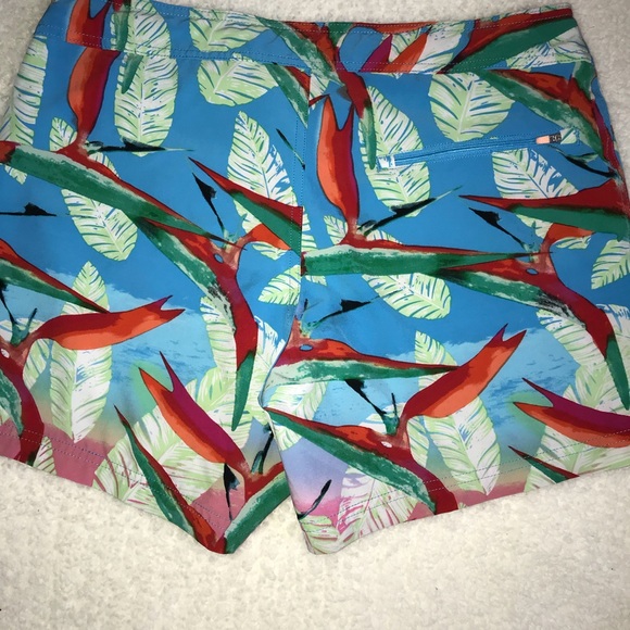 Short - Picture 3 of 3